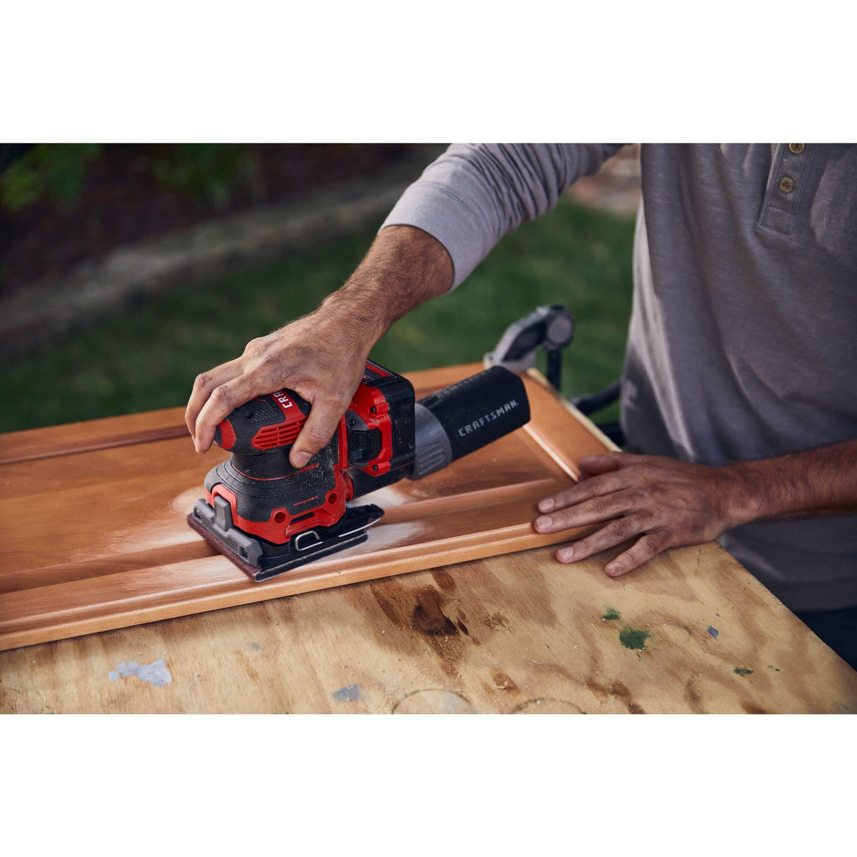 Cordless 1/4 Sheet Sander D216