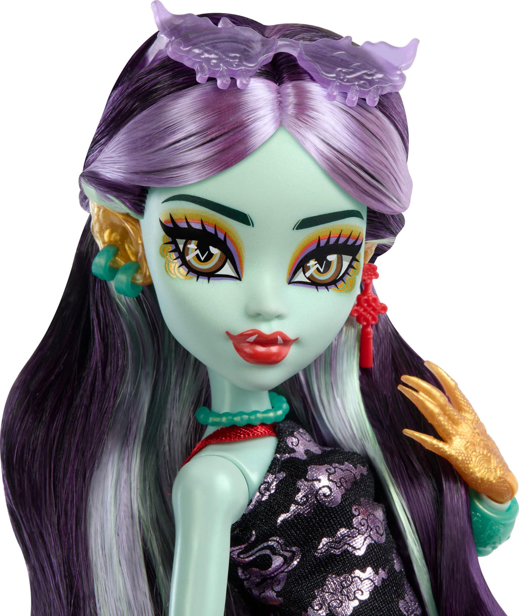 Jinafire Long Doll with Pet Dog Z380